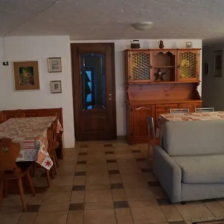 Apartment Meizon De Vic