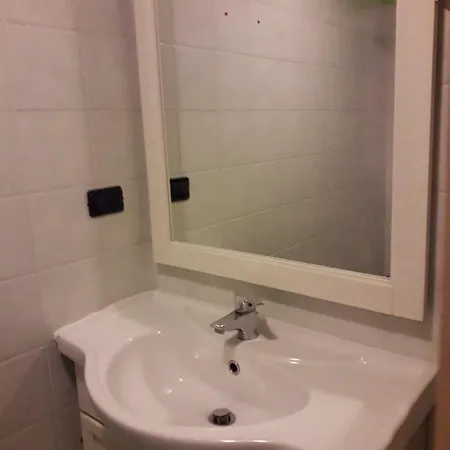 Meizon De Vic Apartment